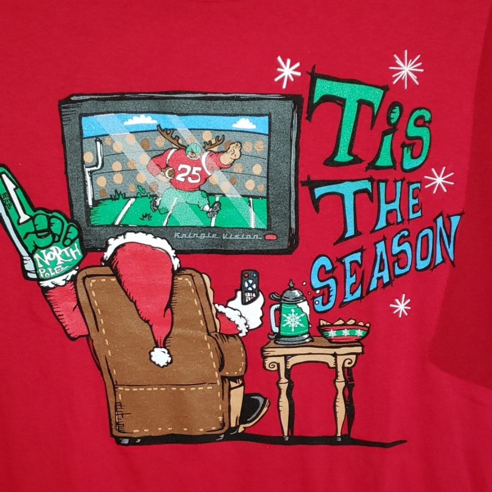 CHRISTMAS TEE👈👀 - Picture 2 of 3